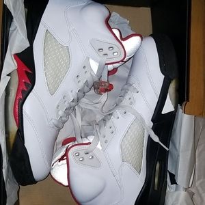 Air Jordan 5 Retro 2012 fire red